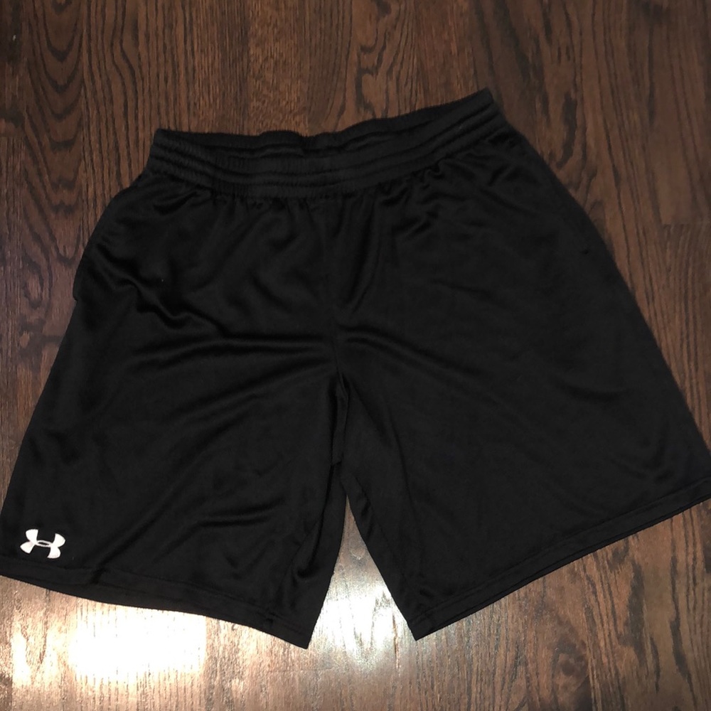 Under Armour Shorts Size Large
